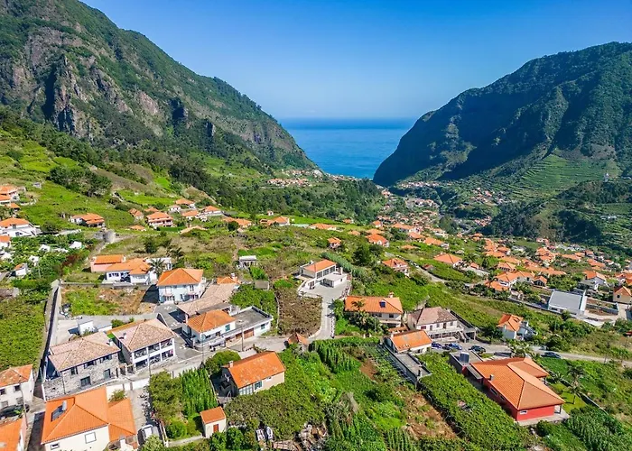 Basalt Dwelling Ii By Homie Apartmán